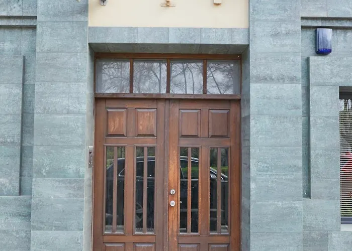 Modern Flat By Lukiskiu Square Butas *