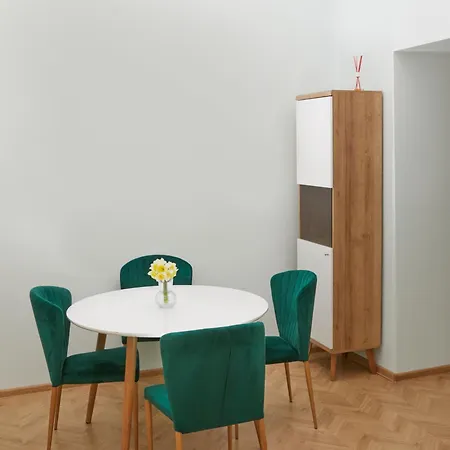Apartman Modern Flat By Lukiskiu Square